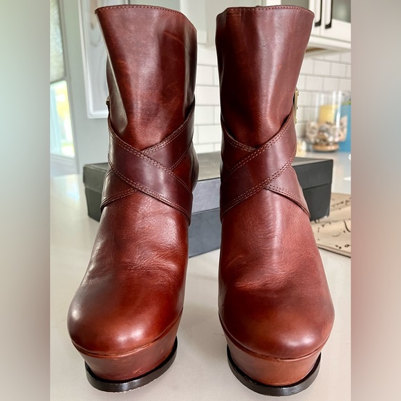 Rachel Zoe Michelle Vachetta Leather size 7 Platform Bootie Color:Nut. - Picture 3 of 5